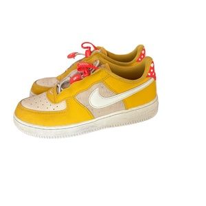NIKE Air Force 1 Toggle SE Kids Youth Gym Running Shoes Sz 3 Yellow